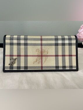 Burberry Iconic Nova Check Bifold Wallet  with Embossed Logo